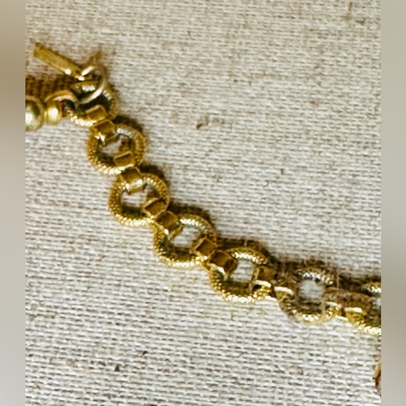 Vintage Monet Red Acrylic Ball Bead Necklace Gold Tone and Dome Clip Earrings - Picture 3 of 11